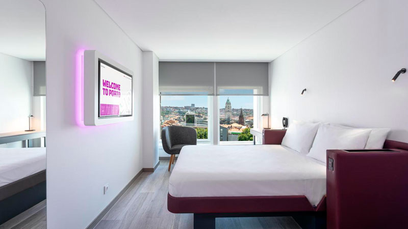 YOTEL Porto